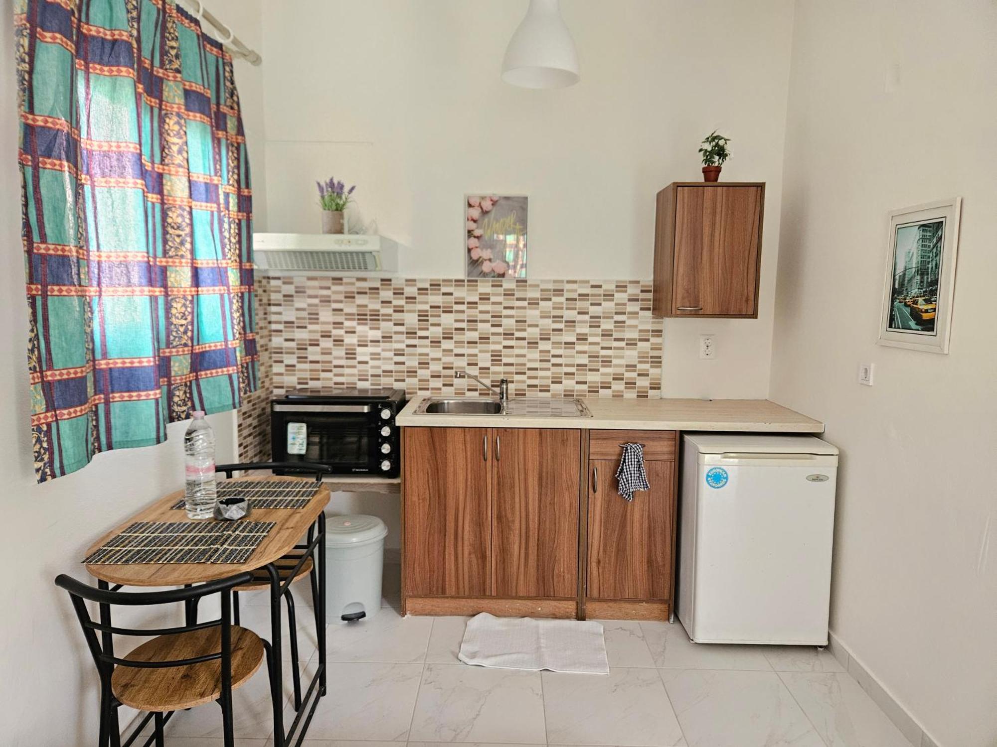 איפסוס Lora Studios מראה חיצוני תמונה